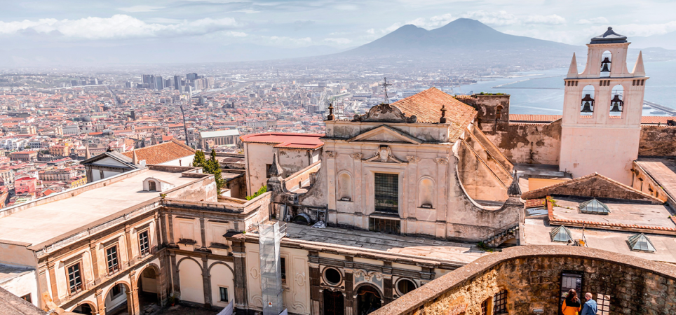 ColorMaker/Shutterstock.com Napoli
